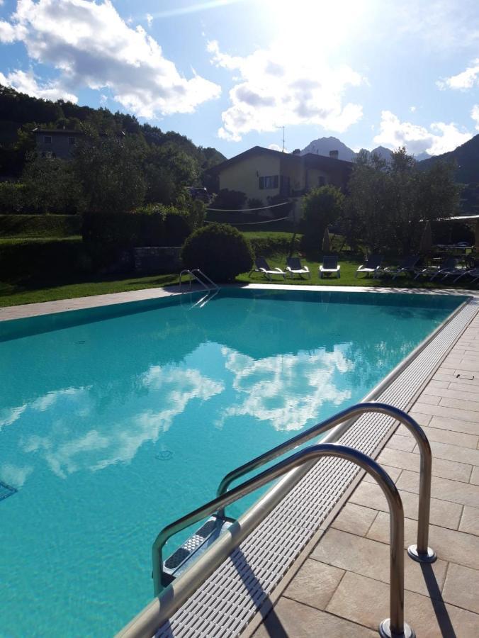 Casa Nel Borgo - Il Gufo Apartman Tremosine Kültér fotó