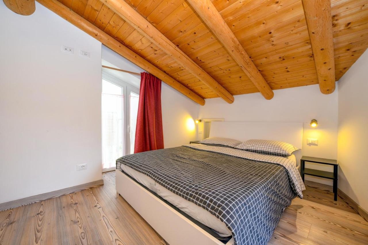 Casa Nel Borgo - Il Gufo Apartman Tremosine Kültér fotó